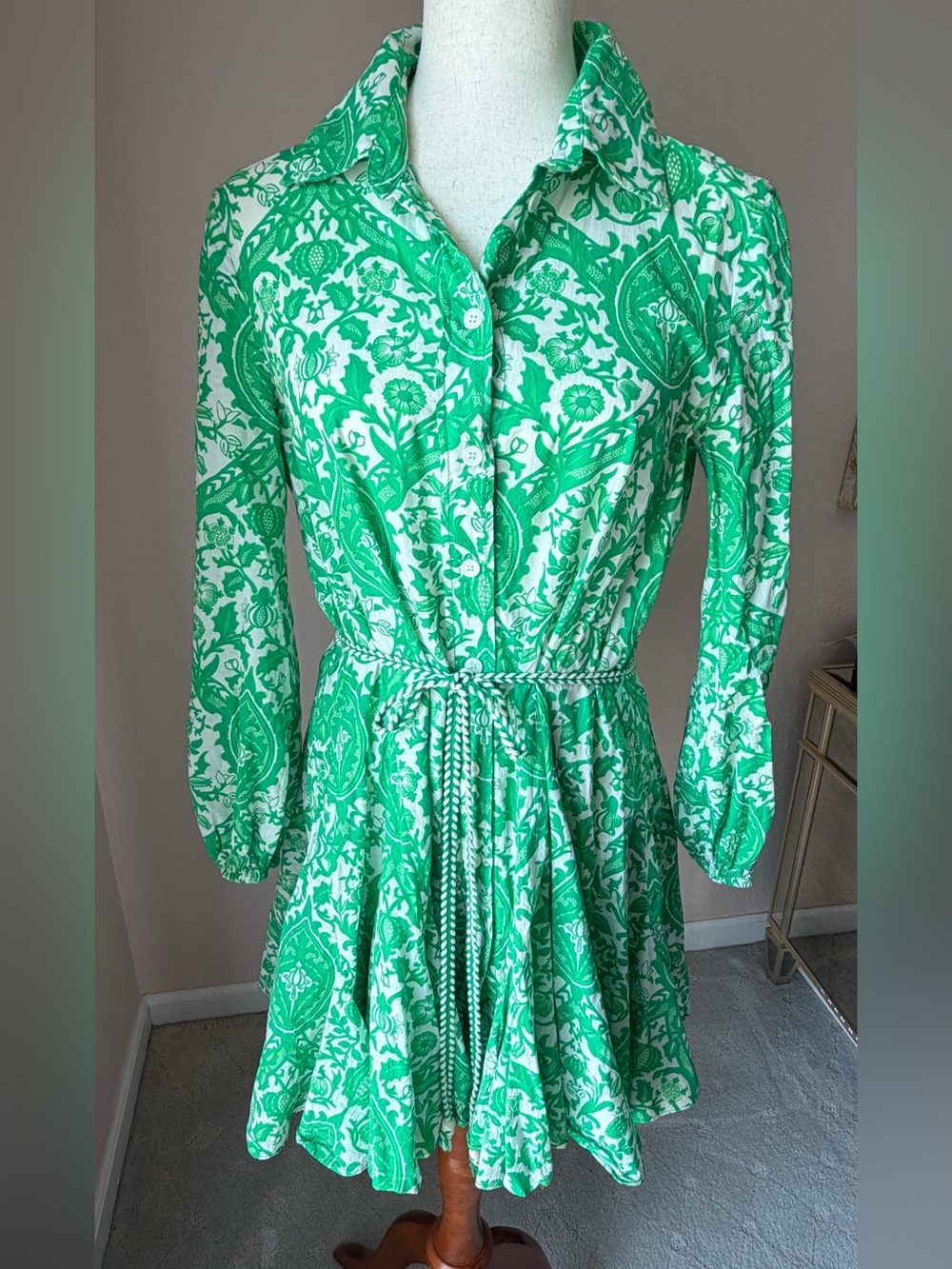 Zara paisley Green Women’s short Dress with Rope Tie belt and ruffle hem sz M